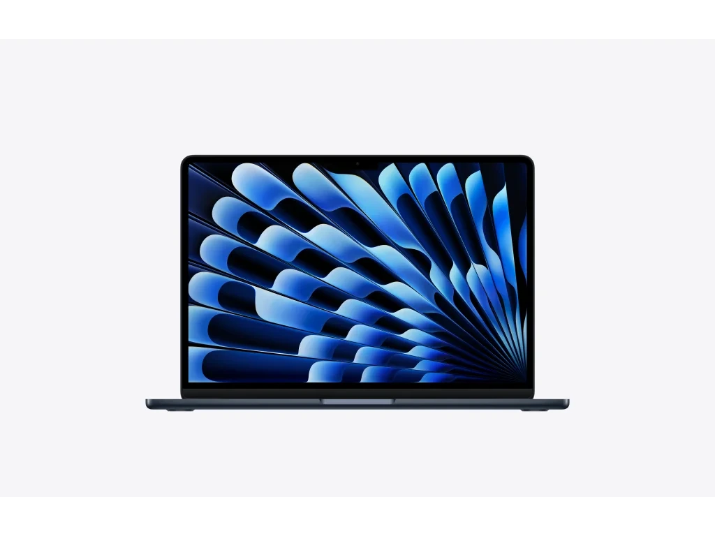 MacBook Air 13″ M5 — Liquid Retina displej detail